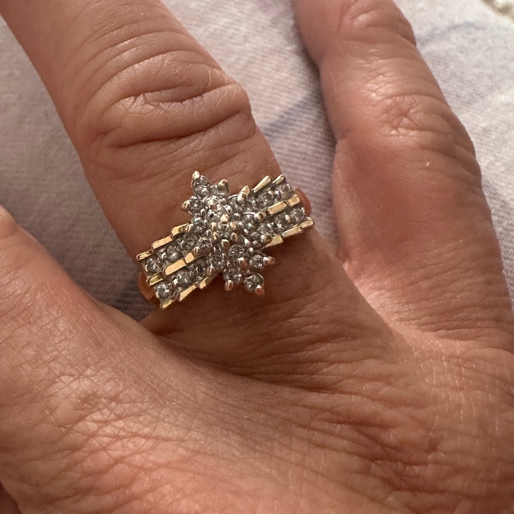 Beautiful 14k & .5 diamond vintage 80s cocktail ring - Picture 14 of 17